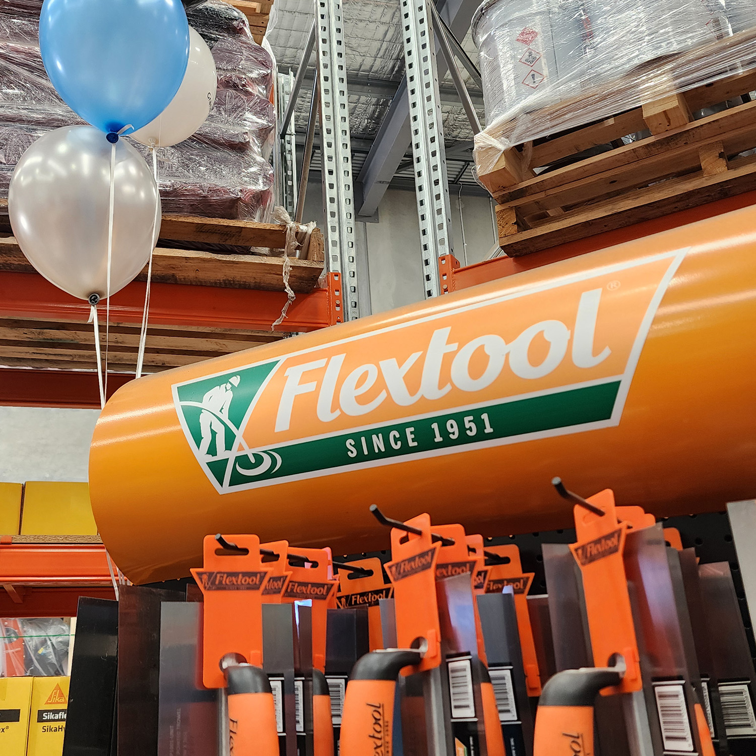 Perth contractors get quoteon Flextool trade pricing at the Granex Trade drive-thru shop.