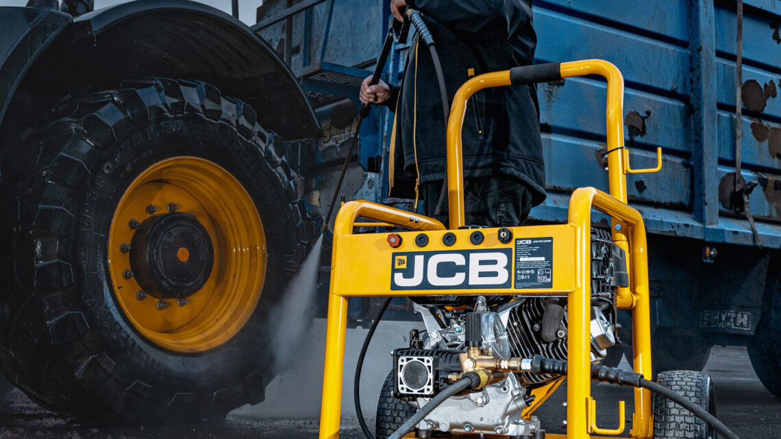 JCB Pressure Cleaner Trades Australia